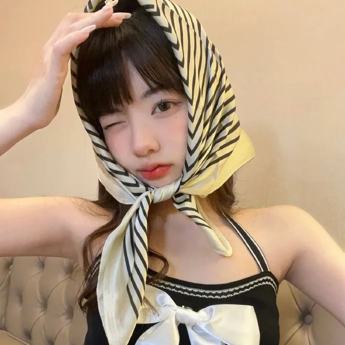 人细鬼大 封面